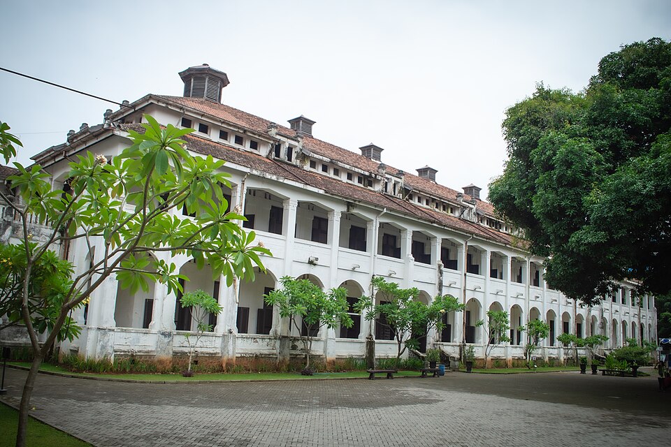 Rental Mobil Semarang