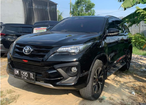 Rental mobil lepas kunci Pekanbaru